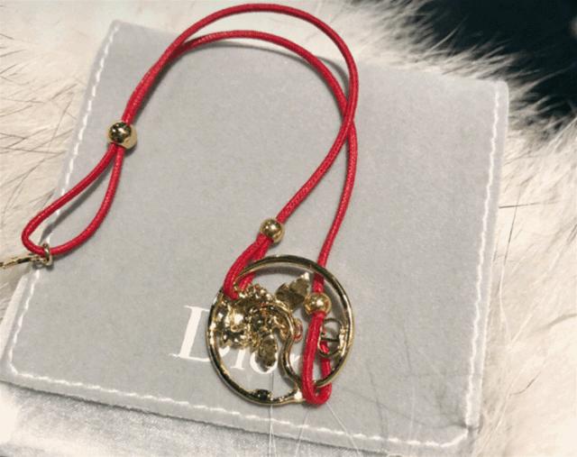 欧阳娜娜戚薇综艺发型,欧阳娜娜清纯可爱