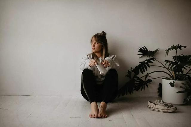 收拾男小三的最佳方式,男人对付难缠小三狠招