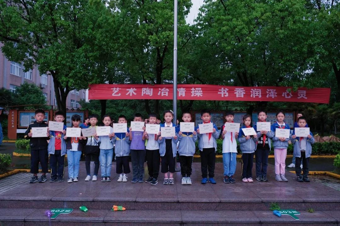 河山中学足球,河山足球