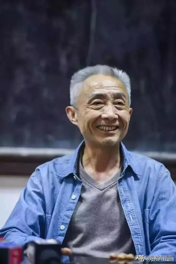 武汉网红女教授,武汉网红教授讲课