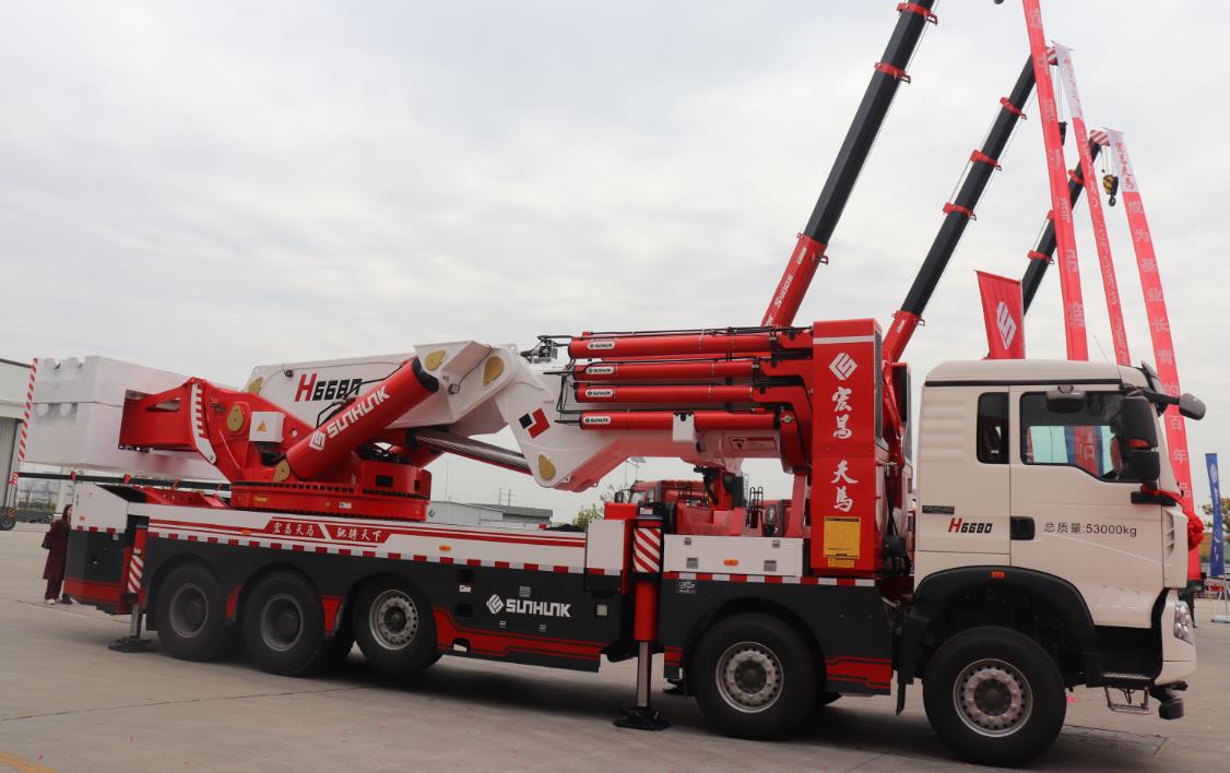 宏昌天马随车吊起重机,宏昌天马6680随车吊底座