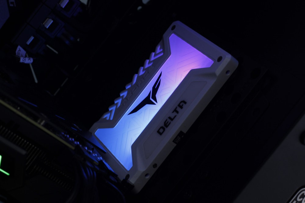 索泰2080tipgf和2080tiplus,七彩虹2080ti和索泰2080ti对比