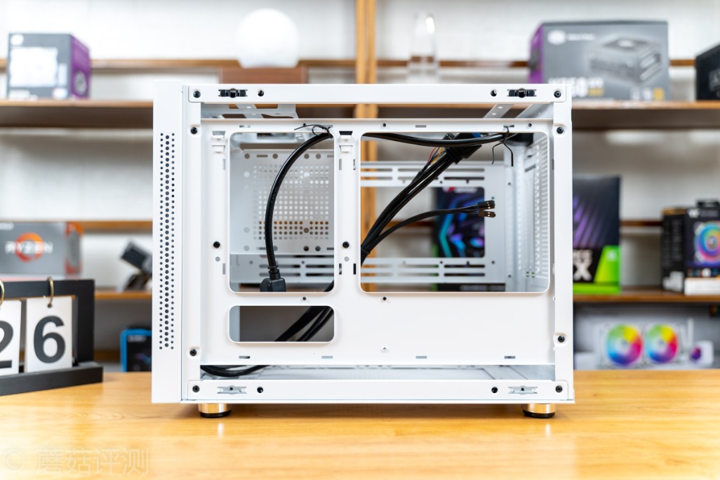 先马趣造白色装机方案,先马趣造im白色机箱