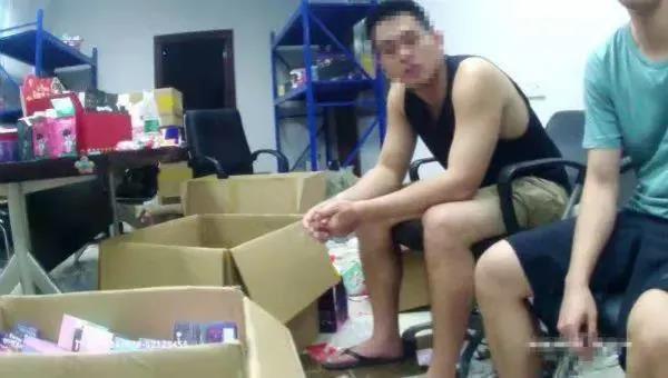 在网上买盲盒有没有套路 (当心盲盒消费套路深)