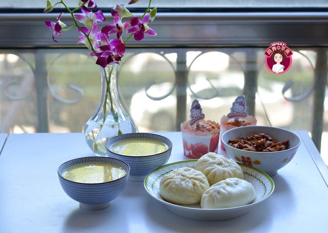 血糖高的人偶尔吃蛋糕可以吗,动物奶油蛋糕血糖偏高的人能吃吗