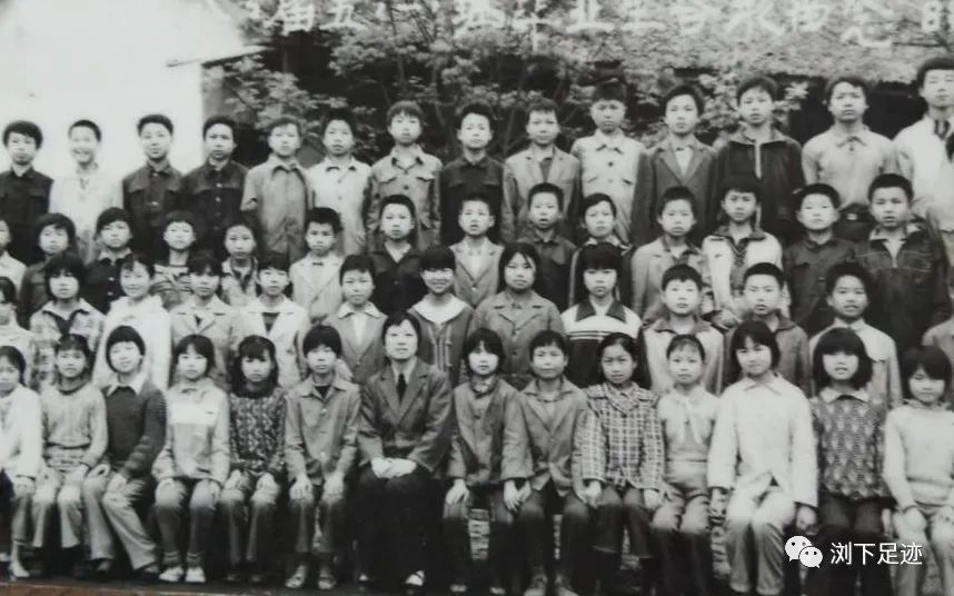 江西东方红小学,江西莲花小学