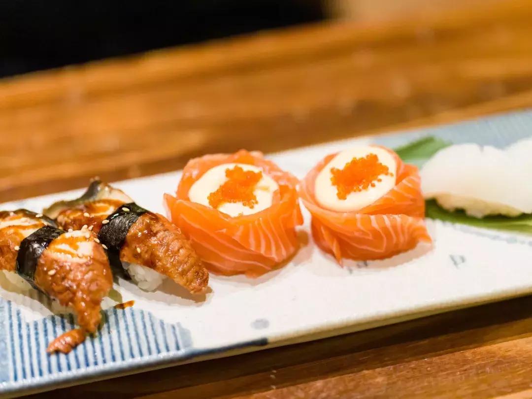 全套下来5000的相机,全套相机1000