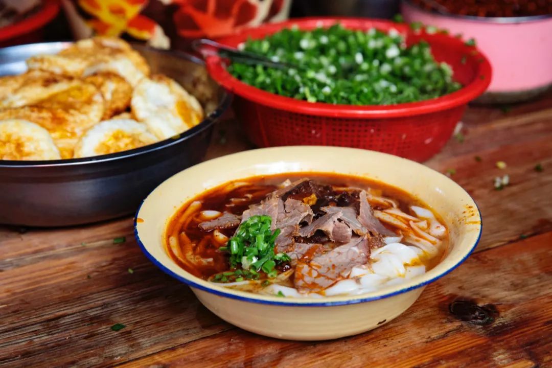 长江以北美食最多的城市,长江流域最好吃的城市