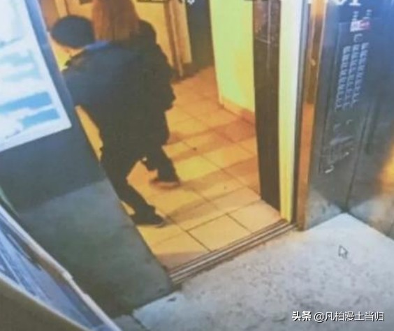 男子故意踩女人脚逃跑后续,男子故意踩女子脚