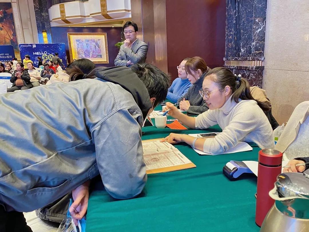 甯稿窞榧庢鍖婚櫌浜у濂楅,榧庢濡囧┐