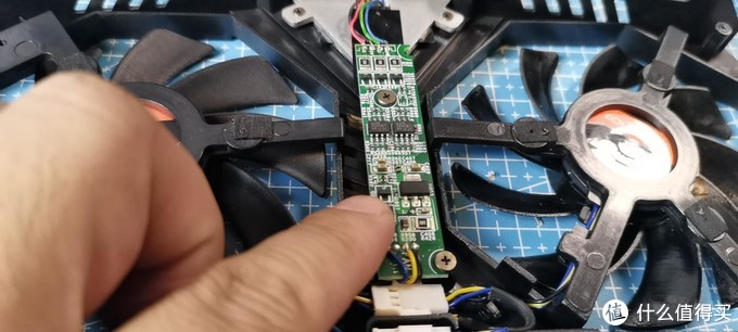 为省钱DIY更换显卡风扇，差点玩废！新手来看，干货满满