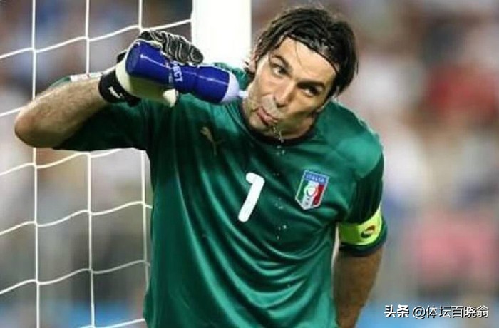 为什么门将都是反应力极高的,门将为什么这么低级失误