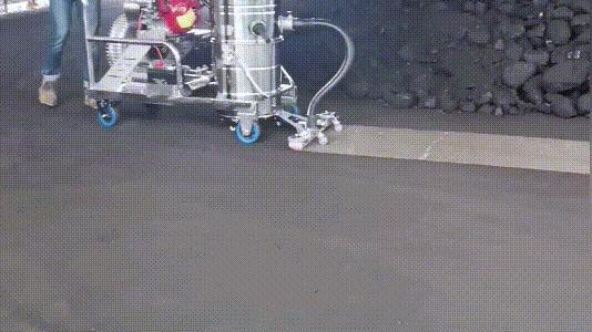 工厂地面大量灰尘怎么扫干净,车间地面脏怎么快速清理