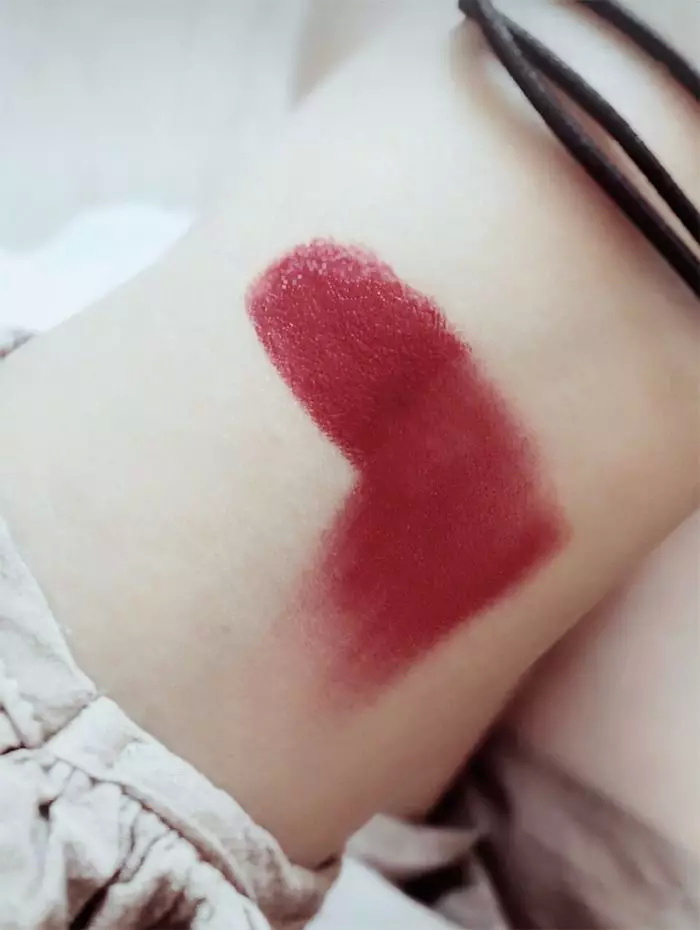 16岁女生口红推荐ysl,16岁女生适合的口红色号