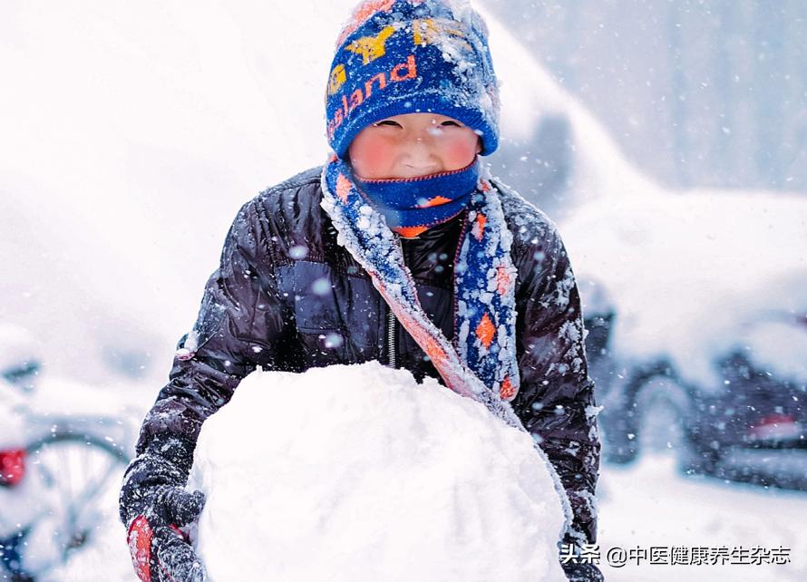 皮肤比较敏感脸容易红怎么办,敏感肌脸痒红怎么办