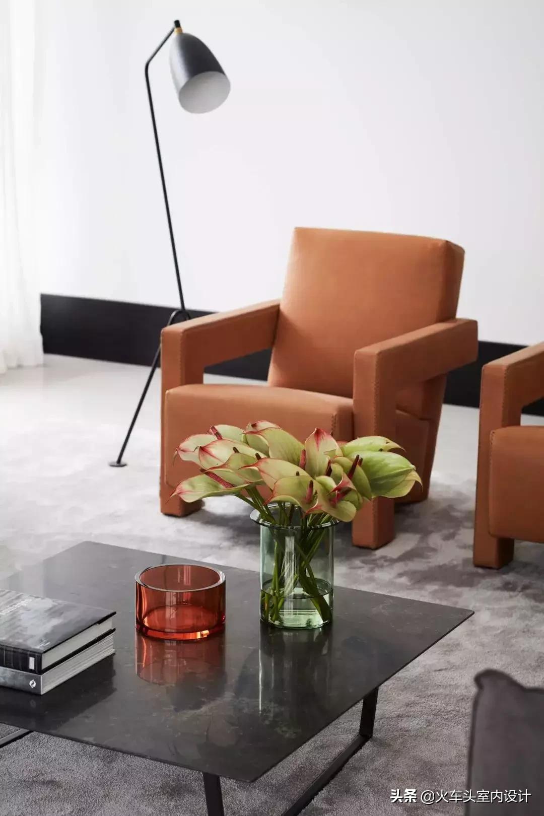 如何利用光线展现空间感 (室内光线最佳设计)