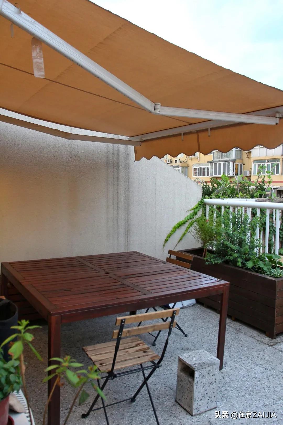 不服输的北漂打工人！徒手造家具，40m²改出两室一厅