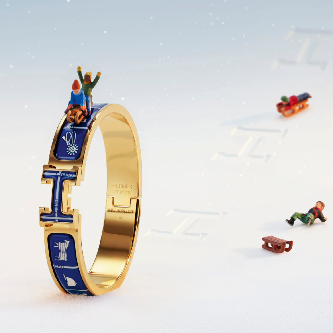 卡地亚黄金手镯love系列,love系列卡地亚手镯带钻