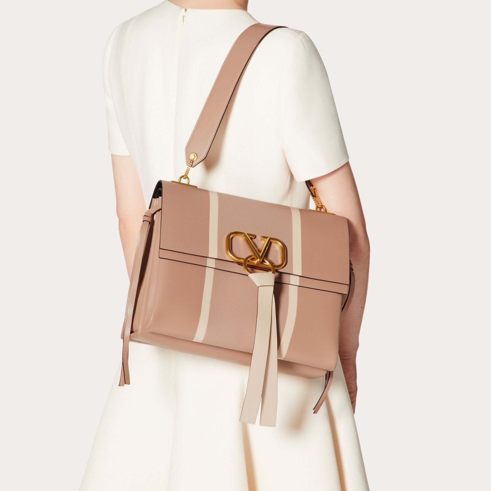 2020秋冬最流行的什么颜色的包包,2021秋冬包包流行款式