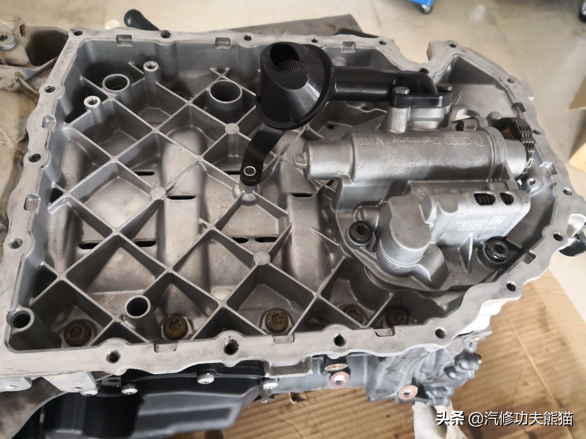 大众夏朗发动机大修维修费,进口大众夏朗大修