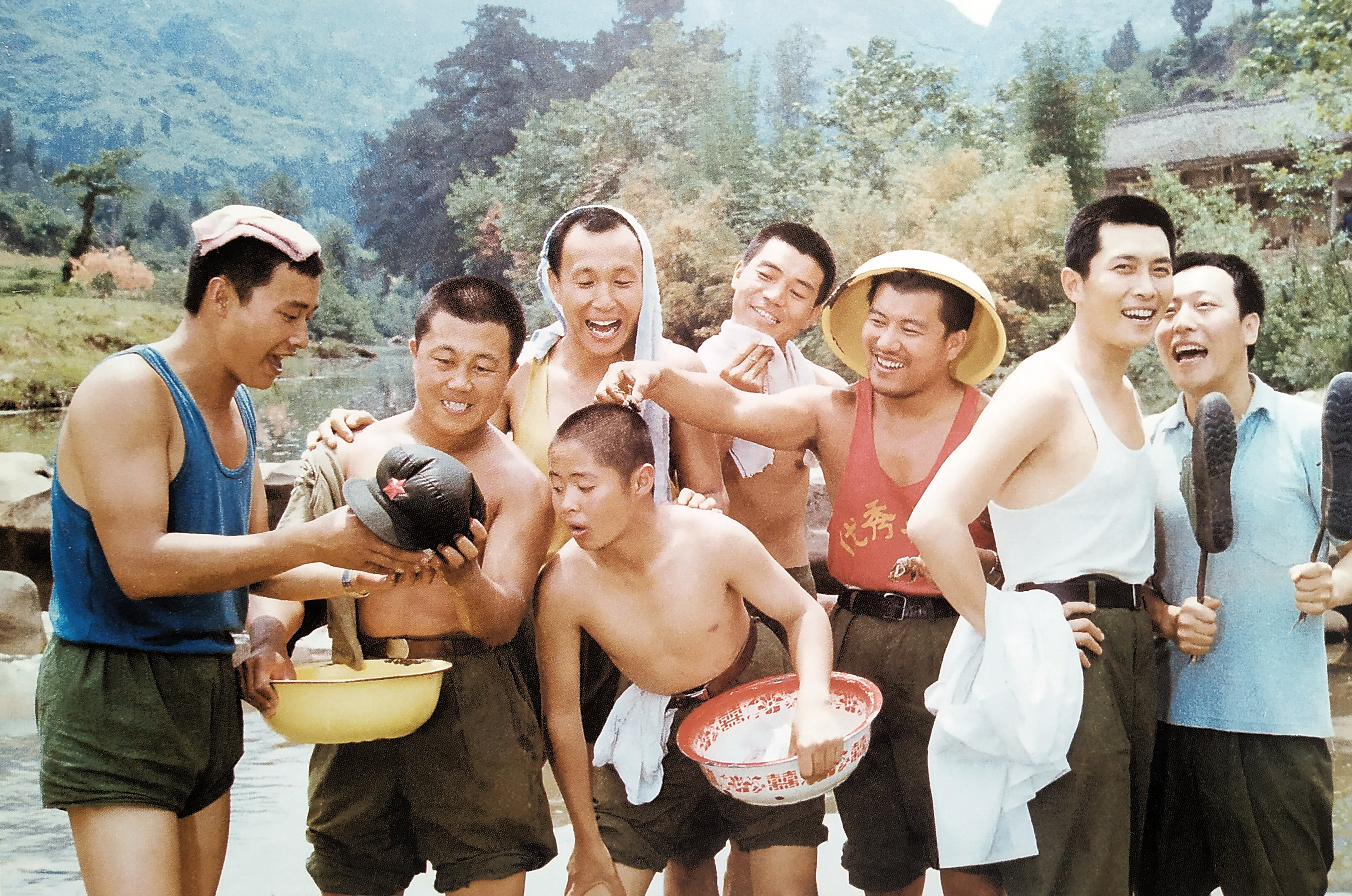 强烈重映的电影高山下的花环,高山下的花环好评