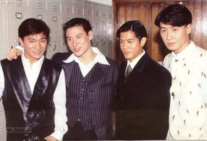 你和gakki中间只差了，一二三四五六个“元气少女”秘籍