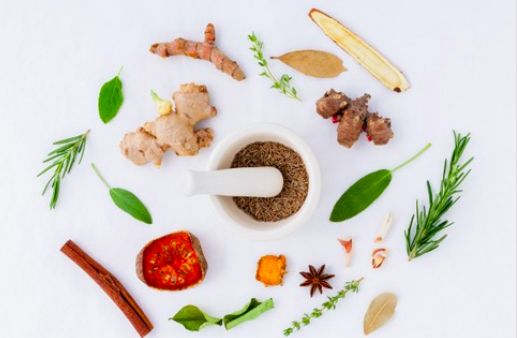 “小生姜”背后的大商机！传统中药能否逆袭成“爆款食品”？