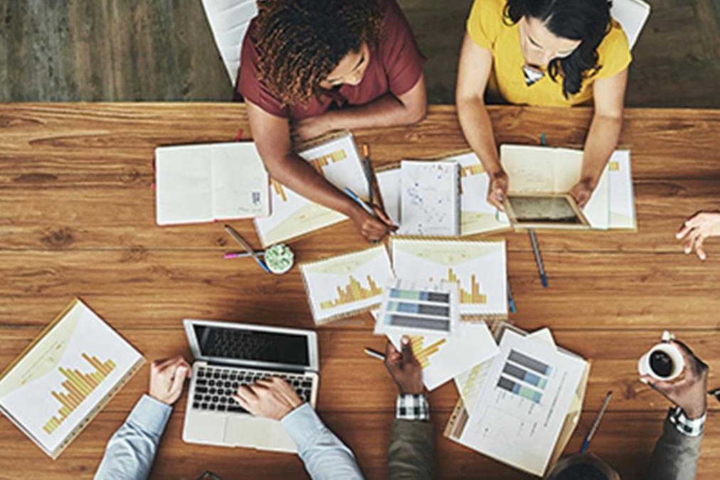 家用饮水机下置水桶换水步骤,水桶饮水机换水技巧