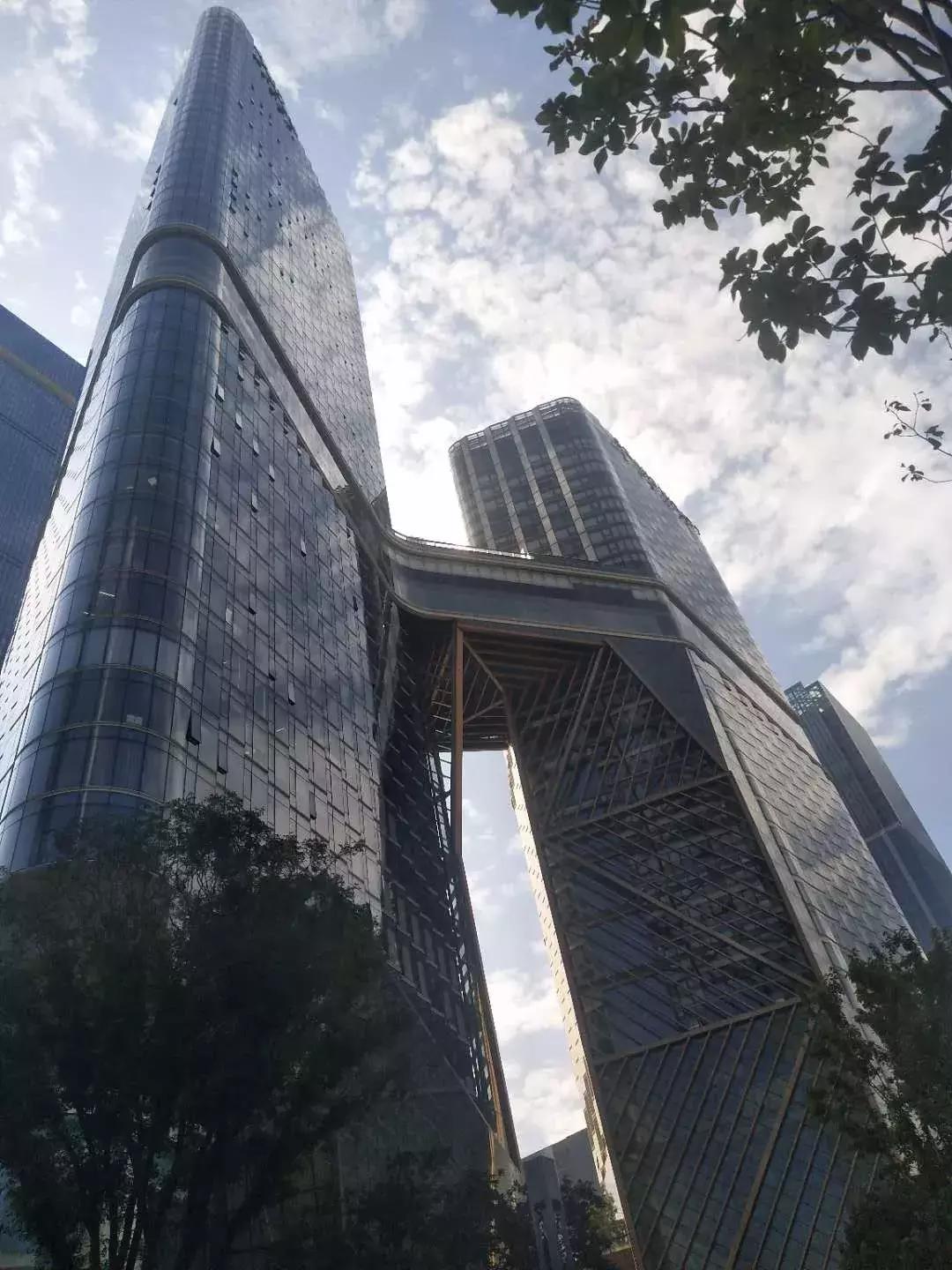 言几又书店西安迈科店,言几又迈科中心旗舰店