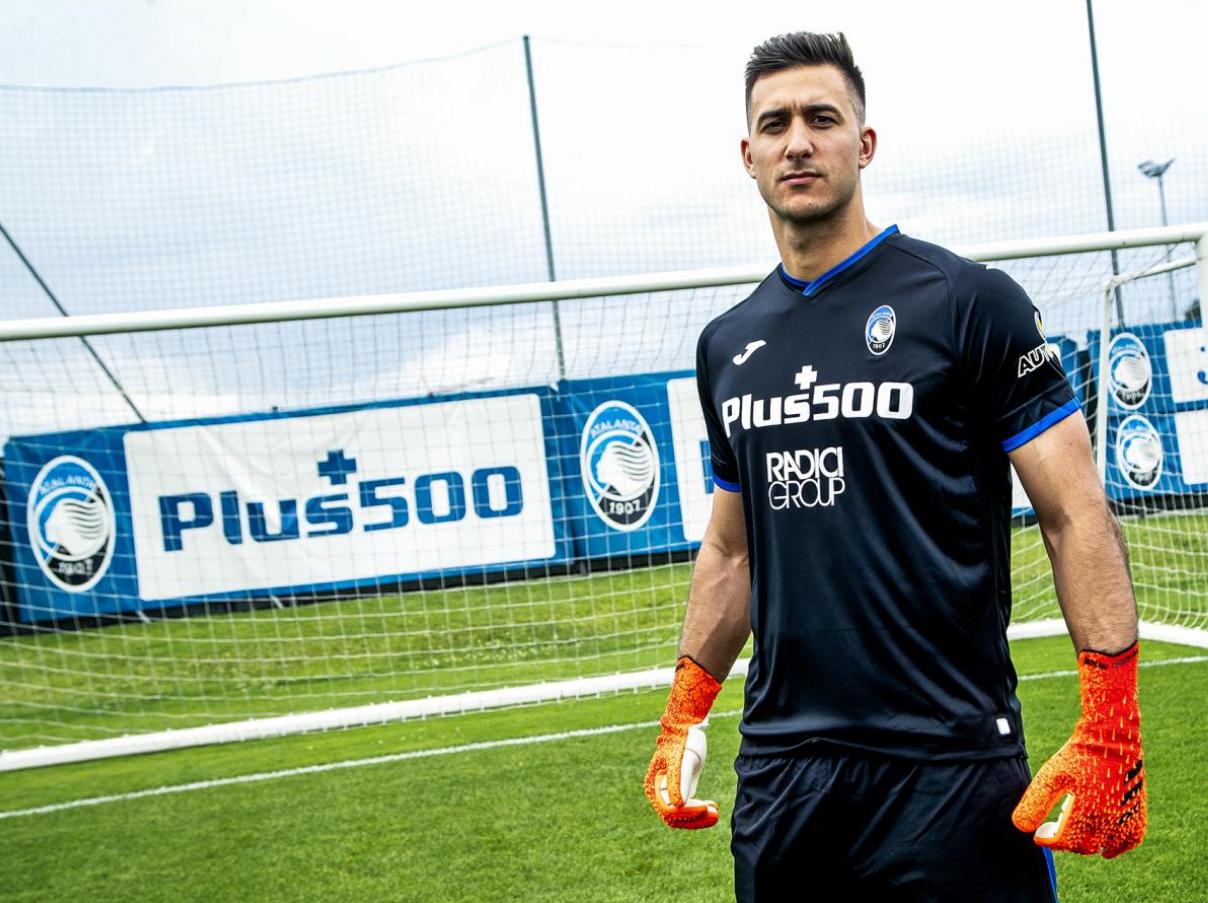 国米蓝黑军团结果,国米蓝黑之战主场称雄