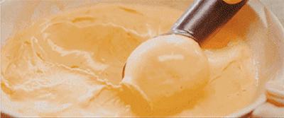 冰淇淋机该怎么做冰淇淋,如何使用冰淇淋机制作冰淇淋