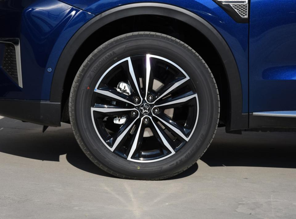 今晚将上市,车头配备66颗星钻,内饰15.6英寸液晶屏,预售11万起