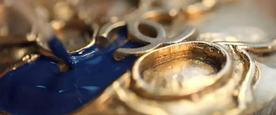 chanel这衣服贵吗,有钱有品位的女生穿什么衣服