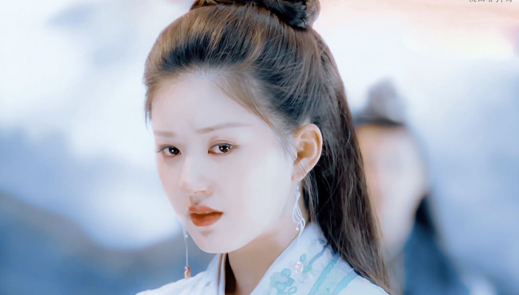 三千鸦杀蒋依依和赵露思,三千鸦杀蒋依依红衣造型