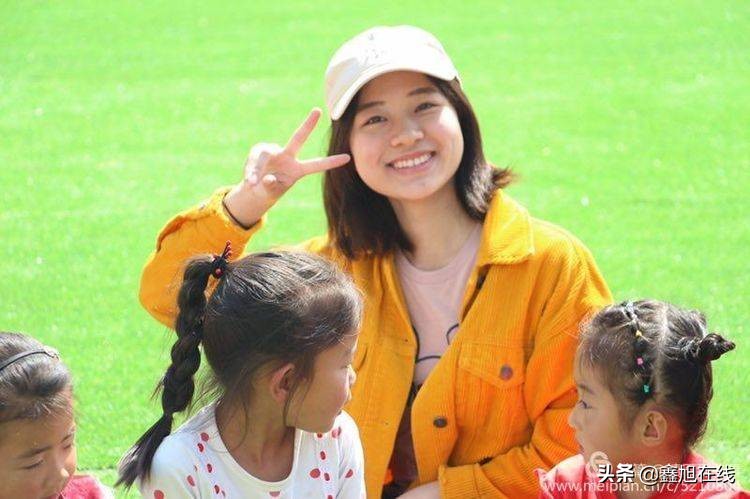 闫孟小学足球场,宁波诺丁汉大学闫孟小学