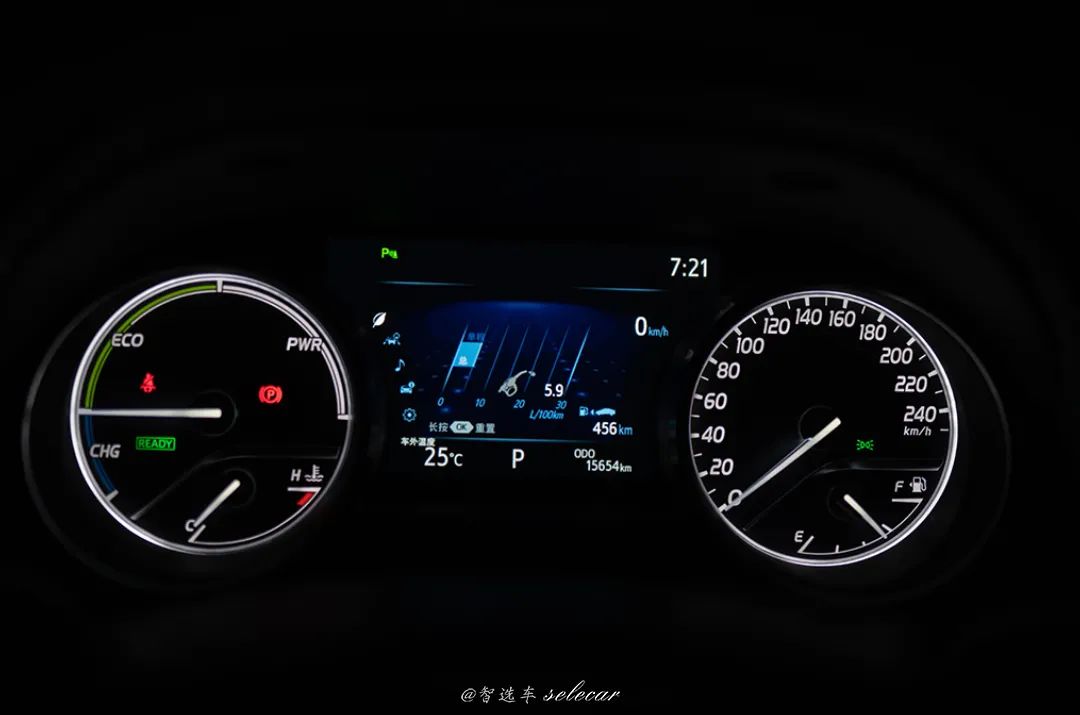 试乘试驾怎样可以吸引客户,试驾新一代凯美瑞双擎