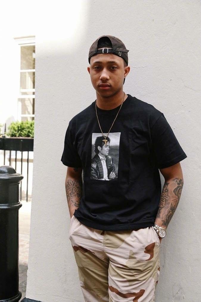 supreme为什么这么贵,杰克逊supreme