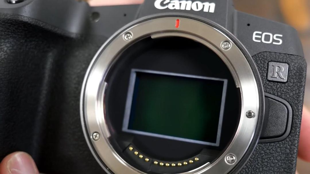 6d2和eosrp怎么选,6d2还会降价吗