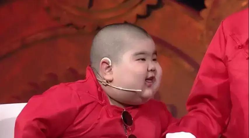 堪比当年的迈克尔杰克逊,迈克尔杰克逊巅峰长相