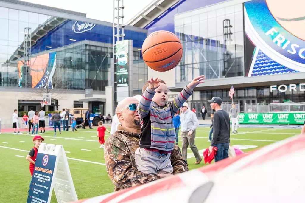 FBS分区中唯一由女总裁率领的美国南部大*联学**盟—ConferenceUSA