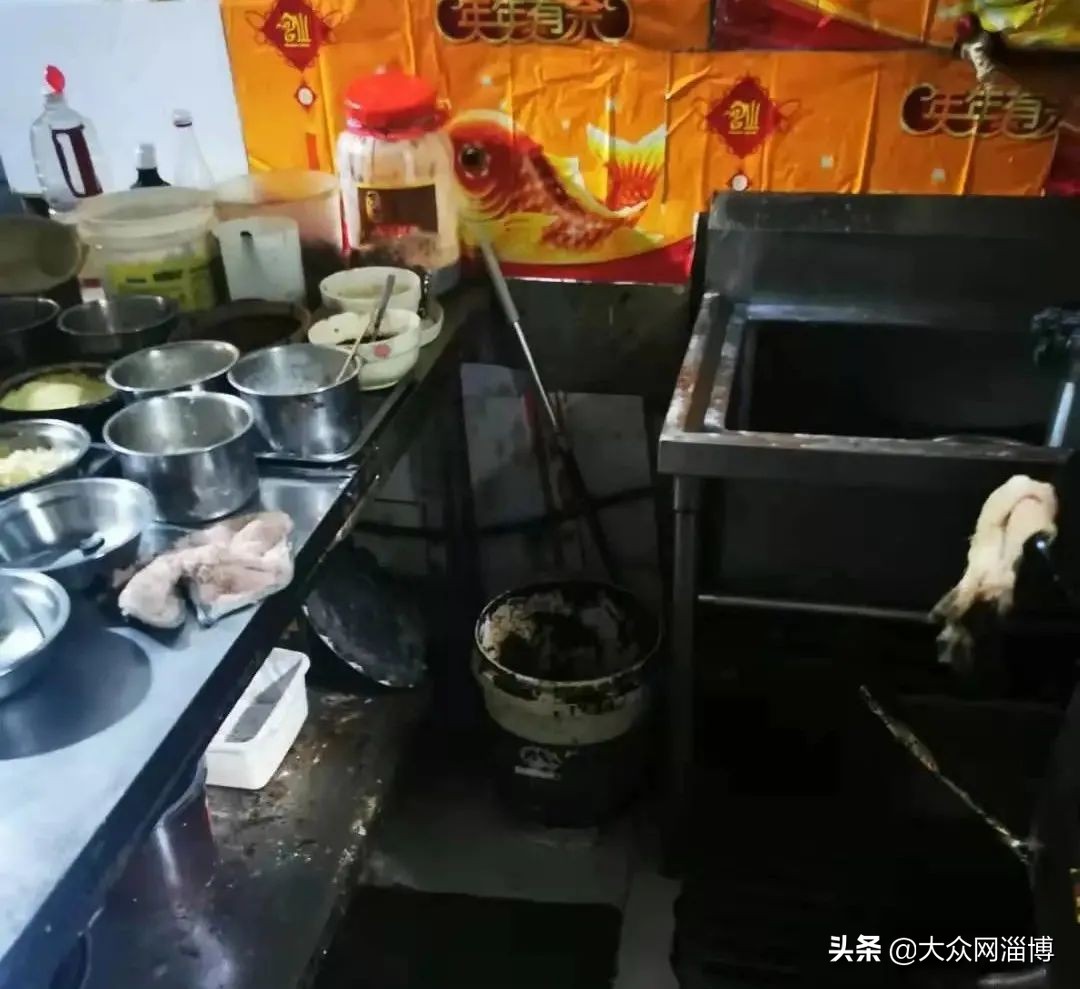 曝光餐饮后厨脏乱差违法吗,曝光滨州多家餐饮店上黑榜