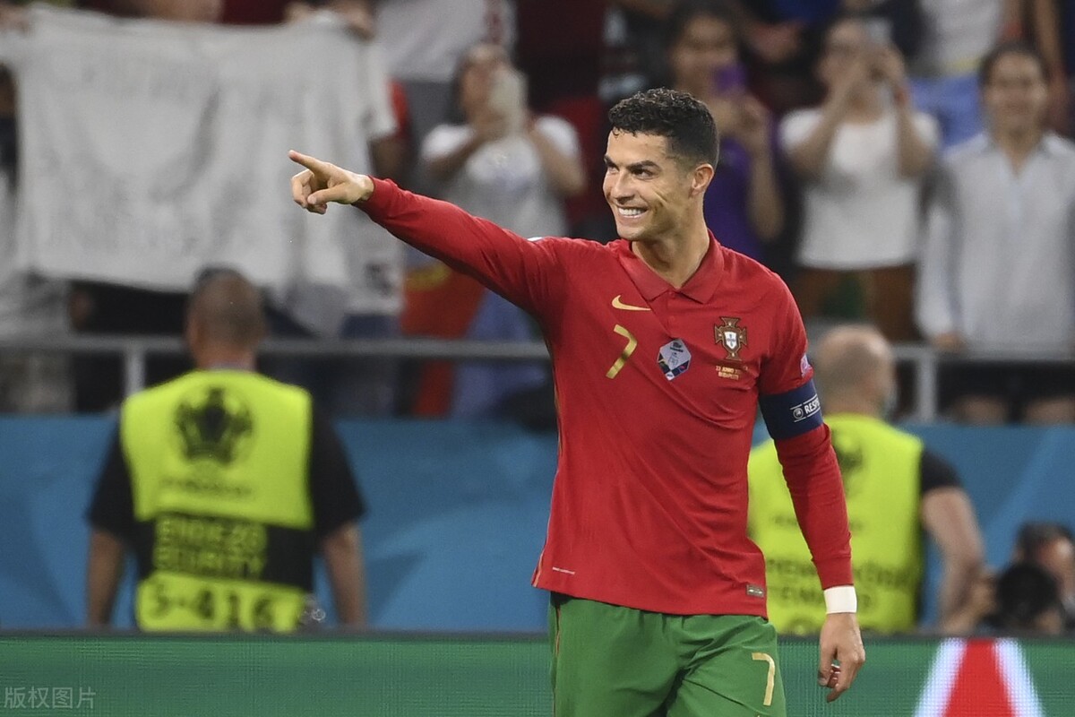 国家队进球历史第一人,国家队进球历史第一人111球