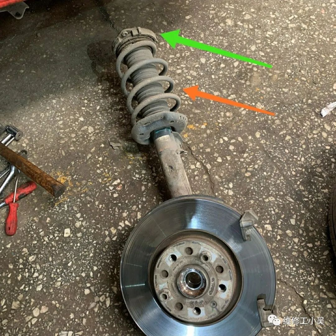 帕萨特打方向盘有吱吱异响,帕萨特打方向盘有异响是怎么回事