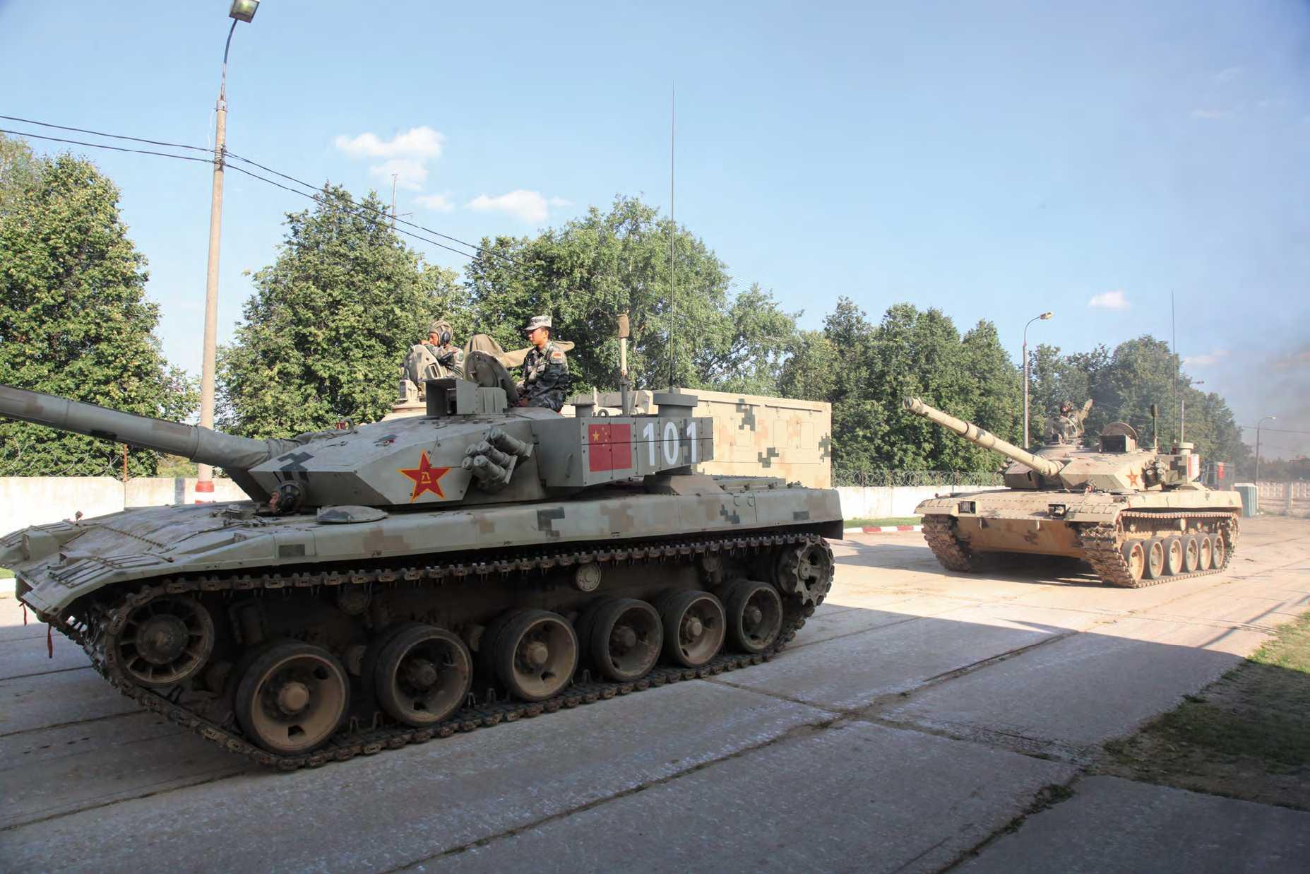 t-84坦克跟t-90坦克有什么区别,t-90a坦克和04-07坦克哪个更厉害