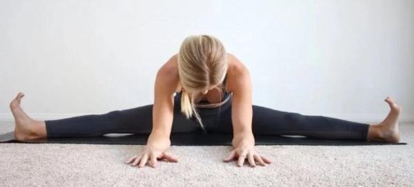 练习瑜伽时身体发抖怎么回事,练瑜伽时身体一直抖动该如何克服