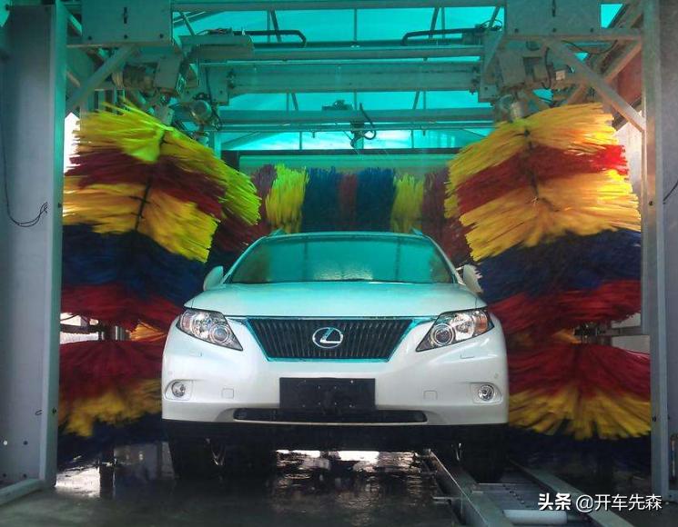 自己洗车的正确方法和注意事项,洗车该怎么洗正确的洗车方法讲解