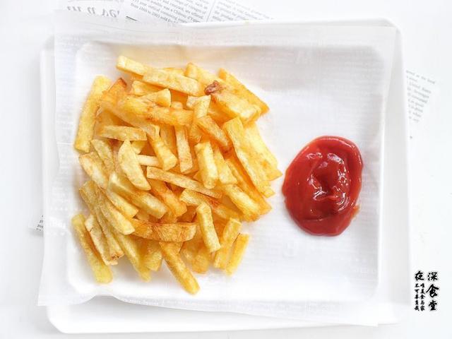 教你在家做薯条成本不到3块钱,自制低温酥脆薯条