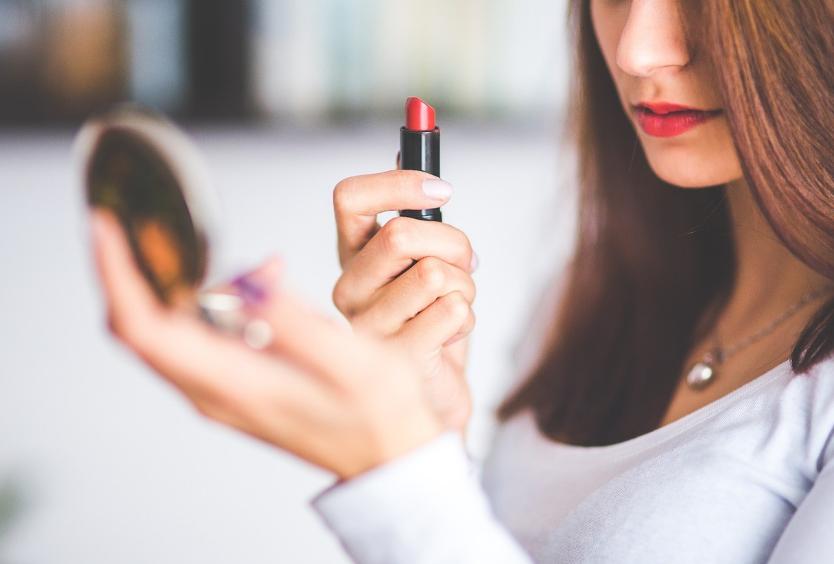 孩子早熟的十大征兆,孩子有些早熟与什么有关