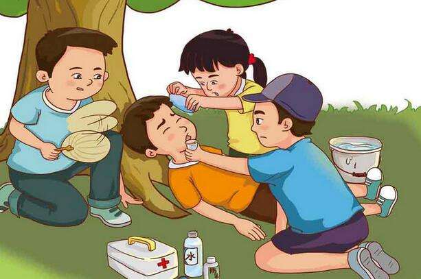 高温中暑急救教学,夏季中暑的症状急救方法
