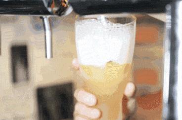 玄武湖畔这家星级自助吃到扶墙出！派送大闸蟹！海鲜小火锅畅刷